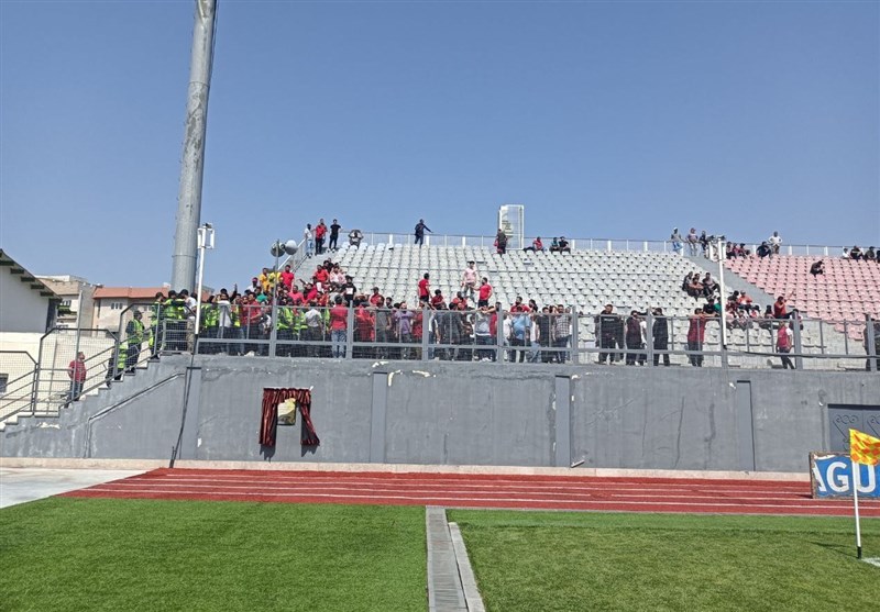 تیم فوتبال پرسپولیس , تیم فوتبال نساجی مازندران , لیگ برتر فوتبال ,