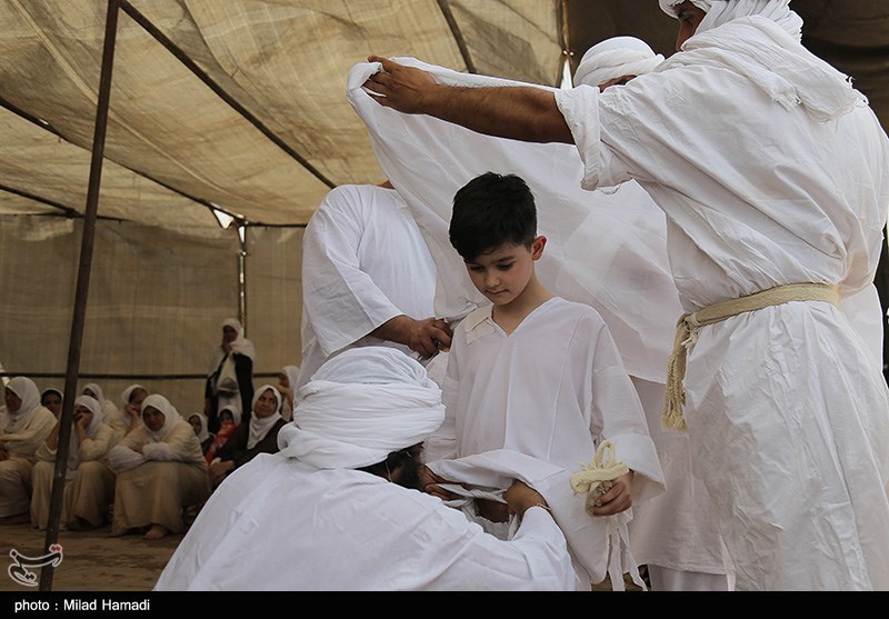 غسل تعمید کودکان مندایی در اهواز