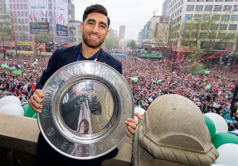 لژیونرهای فوتبال ایران , علی علیپور , مهدی طارمی , فرهاد مجیدی , سردار آزمون , کریم انصاری‌فرد , سامان قدوس , سید مجید حسینی , علی کریمی , علیرضا جهانبخش , احسان حاج صفی , میلاد محمدی , مهرداد محمدی , امیر عابدزاده , 