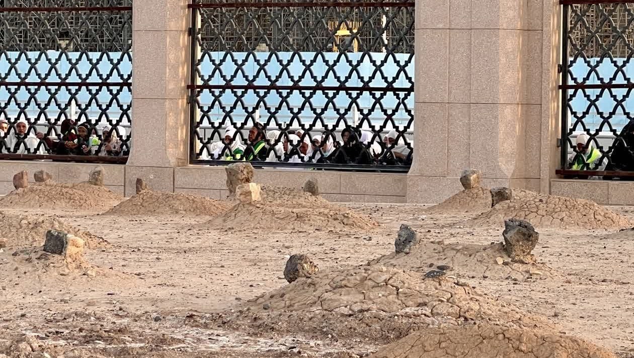 قبرستان بقیع , حج تمتع , حج تمتع 402 , 