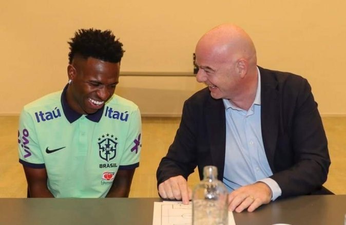 تیم ملی فوتبال برزیل , تیم فوتبال رئال مادرید , فدراسیون بین‌المللی فوتبال (فیفا) , جانی اینفانتینو , 