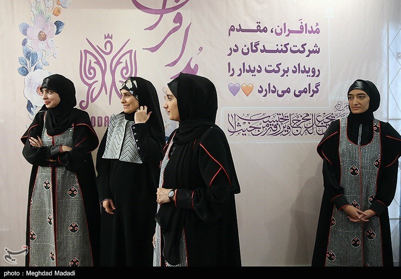 نمایش لباس محرم و اربعین