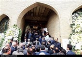 مراسم ترحیم والده اسحاق جهانگیری