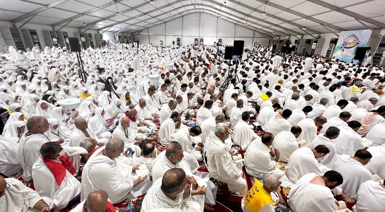 حج تمتع , حج تمتع 402 , دعای عرفه , زائران , 