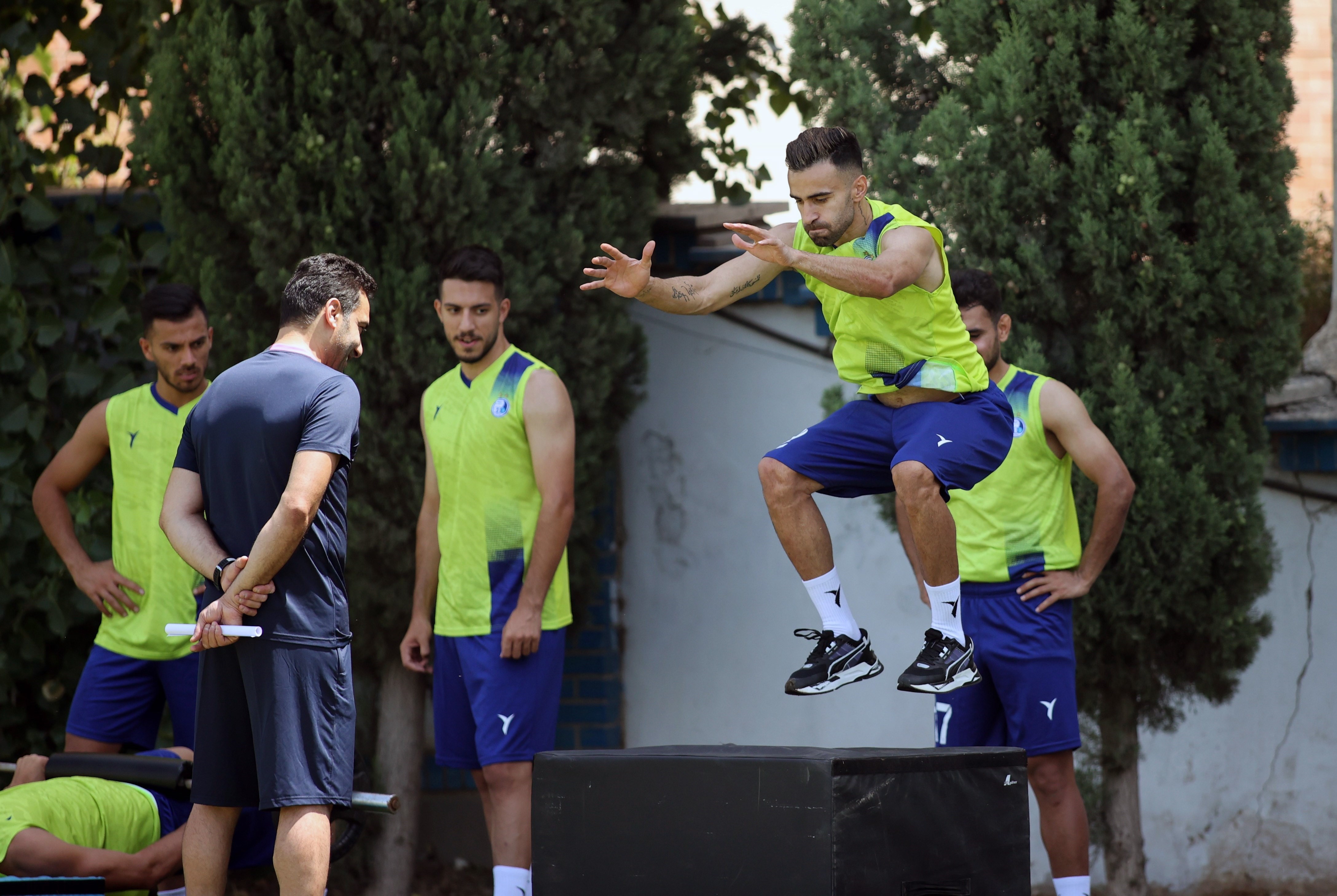 تیم فوتبال استقلال , 