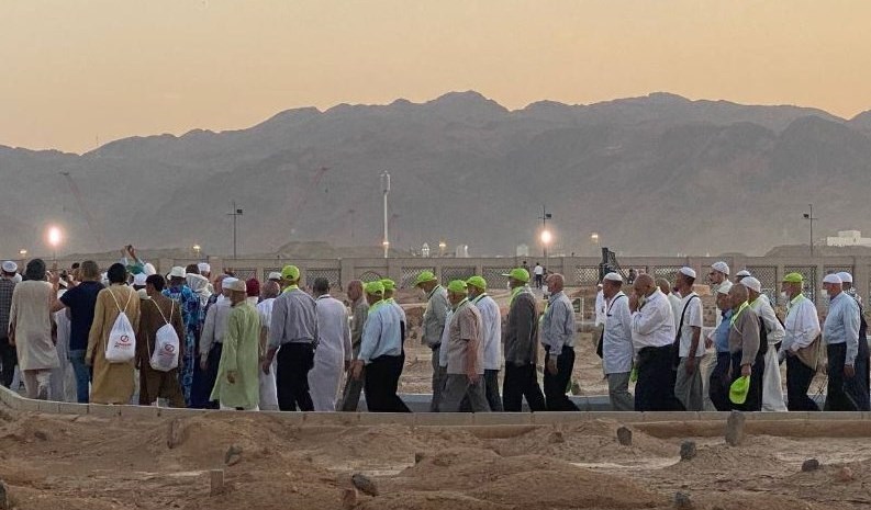 قبرستان بقیع , حج تمتع , حج تمتع 402 , 