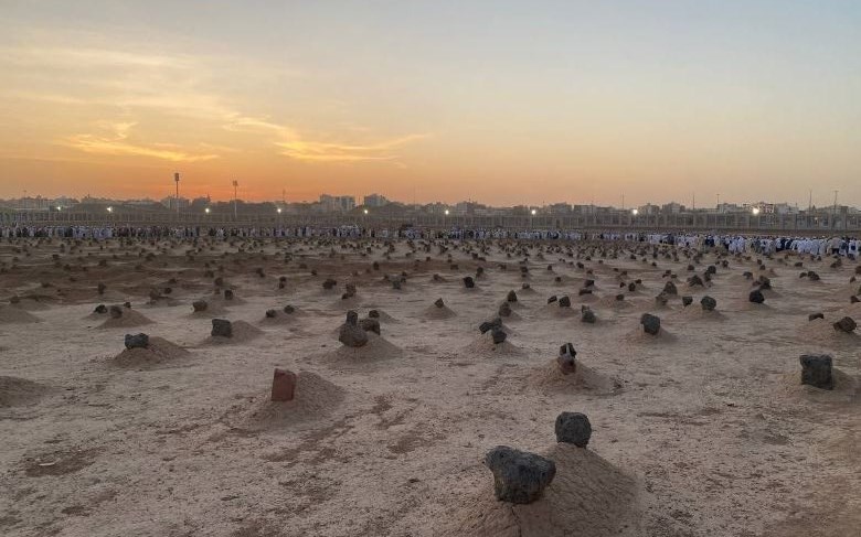 قبرستان بقیع , حج تمتع , حج تمتع 402 , 