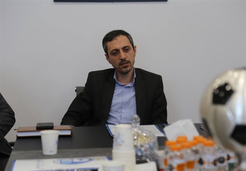 فوتبال , تیم فوتبال استقلال , 