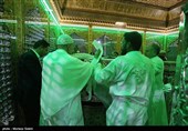 آیین تعویض روپوش ضریح مطهر امامین عسکریین (ع) - سامرا