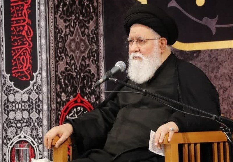 آیت‌الله علم‌الهدی: مظهر اخلاص در مسئولیت خدمت به مردم است