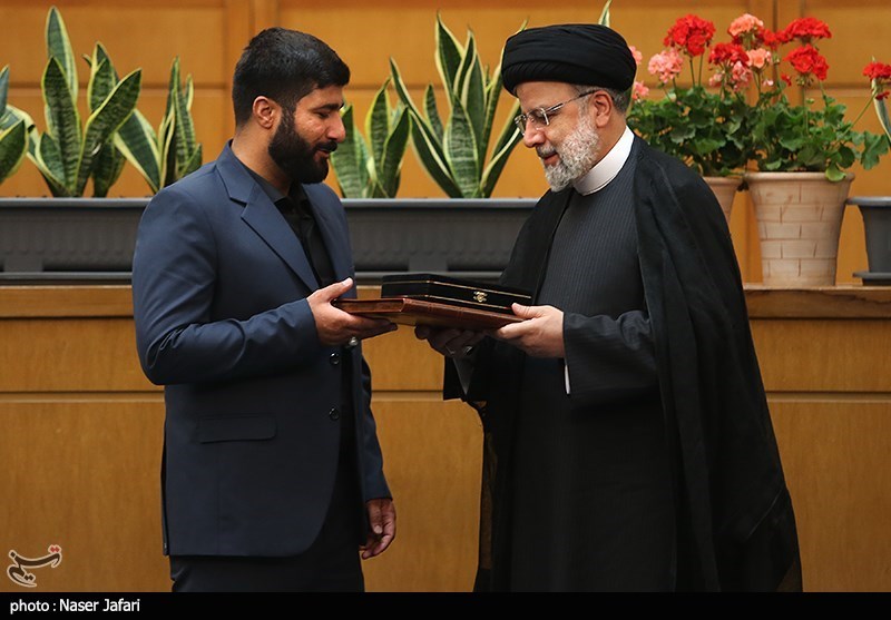 اولین اجلاسیه ملی مردم سازی دولت