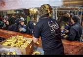 خدمت رسانی به زائرین اربعین حسینی در سامرا