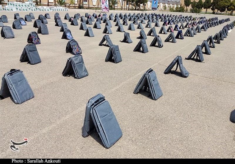 استان کرمان , کمک مؤمنانه , دانش آموزان , 