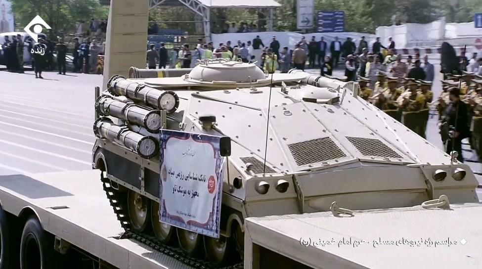 رژه , آجا | ارتش | ارتش جمهوری اسلامی ایران , پهپادهای ایران , نیروی دریایی | نداجا | نیروی دریایی  ارتش , فرماندهان ارتش جمهوری اسلامی ایران , نیروی هوایی | نیروی هوایی ارتش | نهاجا , 