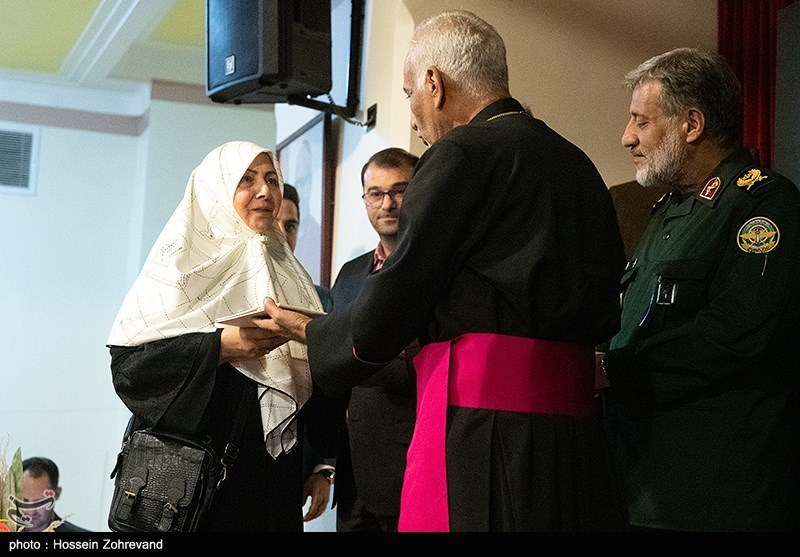 آئین نامگذاری و پلاک کوبی خیابانی به نام شهید جانی بت اوشانا