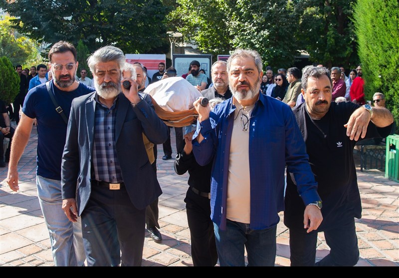 تشیع  فردوس کاویانی