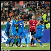 دیدار تیم‌های فوتبال نساجی و الهلال عربستان