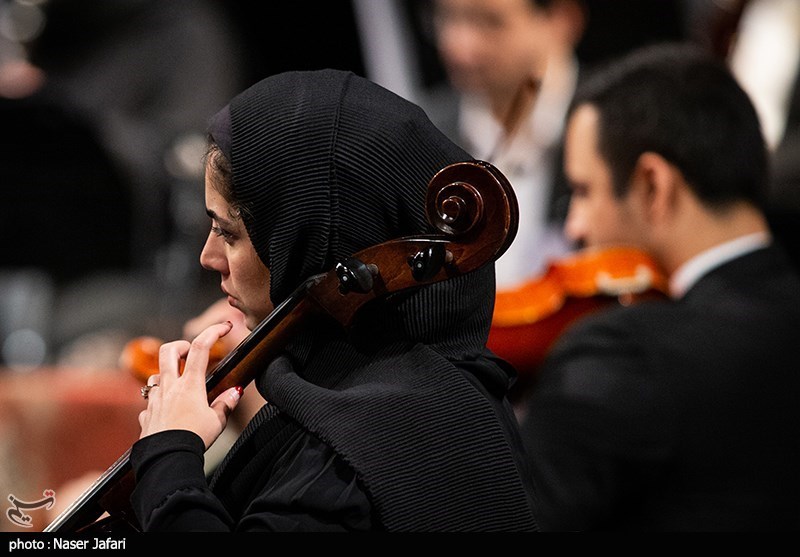 ارکستر ملی ایران به رهبری همایون رحیمیان