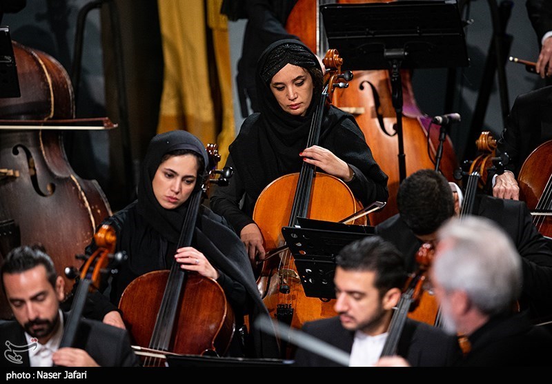 ارکستر ملی ایران به رهبری همایون رحیمیان