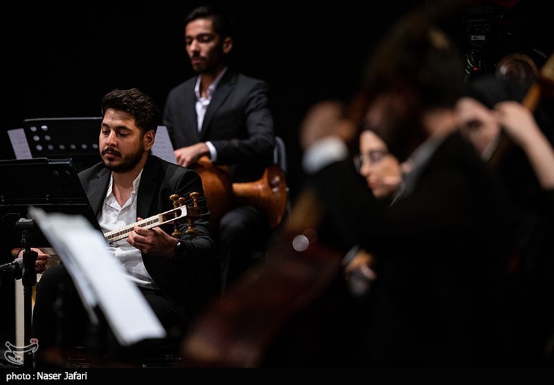 ارکستر ملی ایران به رهبری همایون رحیمیان