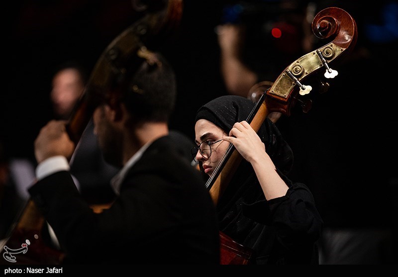 ارکستر ملی ایران به رهبری همایون رحیمیان
