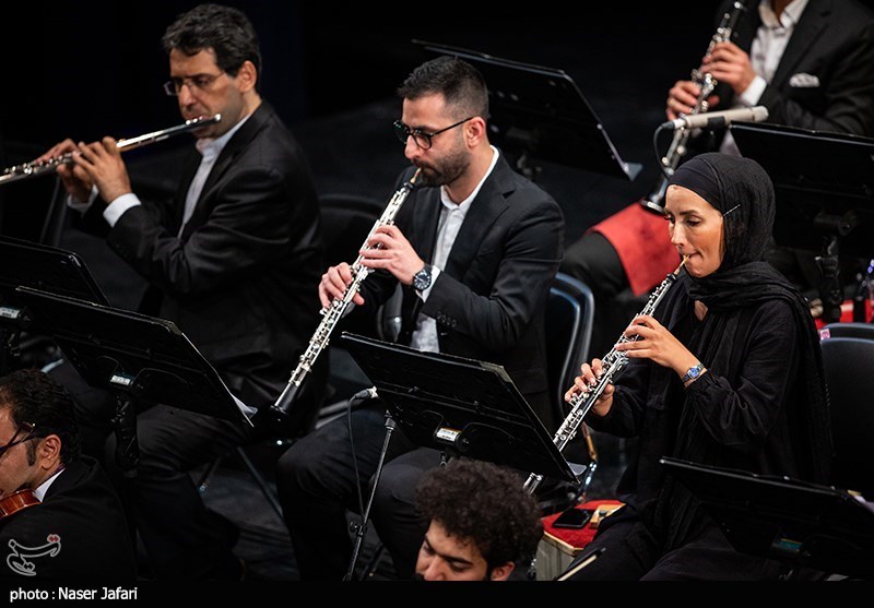 ارکستر ملی ایران به رهبری همایون رحیمیان