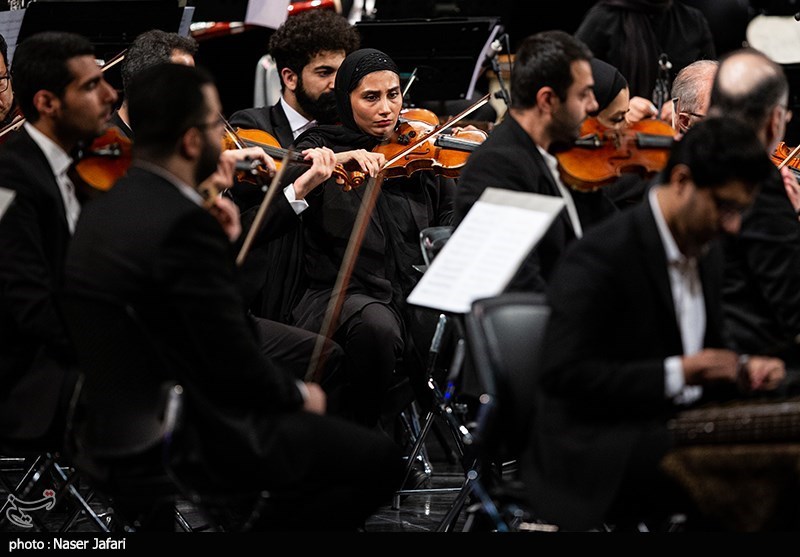 ارکستر ملی ایران به رهبری همایون رحیمیان