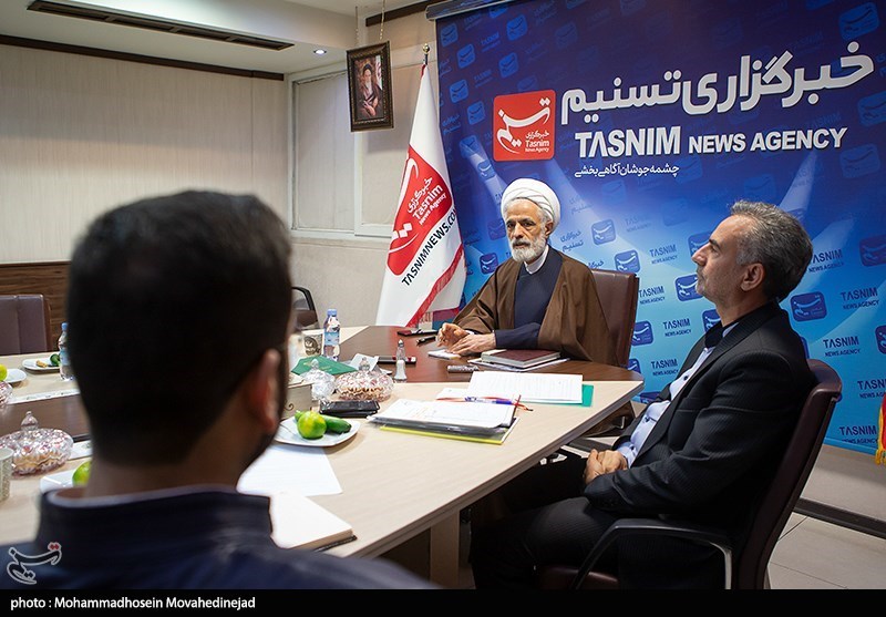 اعتبارزدایی از اسناد عادی , مجمع تشخیص مصلحت نظام , مجلس شورای اسلامی ایران , امام خمینی , آیتالله سید علی خامنهای , قانون , سازمان ثبت اسناد و املاک کشور ,