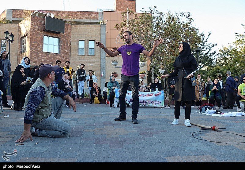 بیست‌وچهارمین جشنواره استانی تئاتر قم آغاز شد