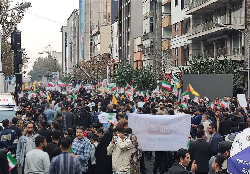 Iranians Express Support for Gaza on National Day against Global Arrogance