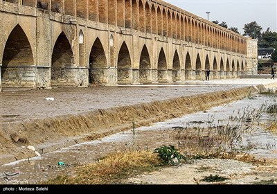 اندر حکایت خشکی "زاینده‌رود"؛ فرونشست و آلودگی هوا