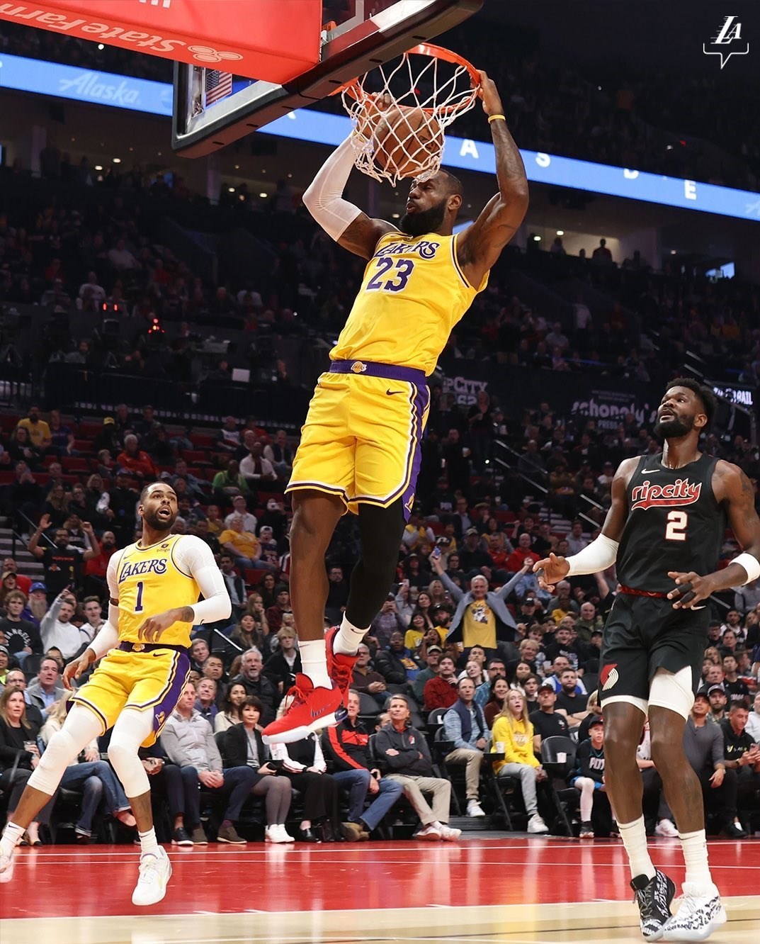 بسکتبال , لیگ NBA , تیم بسکتبال لس آنجلس لیکرز , 