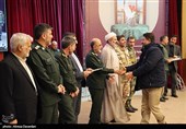 مراسم تجلیل از دست اندرکاران کنگره ملی شهدای اردبیل
