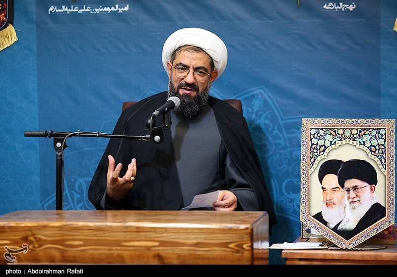 دیدار جمعی از بسیجیان با نماینده ولی فقیه و امام جمعه همدان