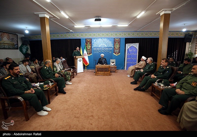 دیدار جمعی از بسیجیان با نماینده ولی فقیه و امام جمعه همدان