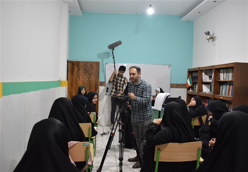 فرزند روح‌الله