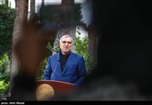 وزیر بهداشت: بیمارستان‌هایی که زیرمیزی بگیرند مواخذه می‌شوند