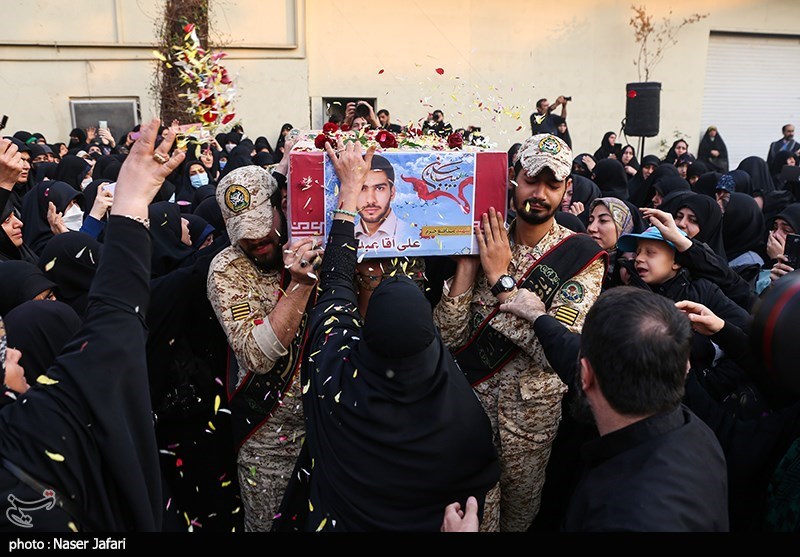 وداع با 8 شهید مدافع‌ حرم