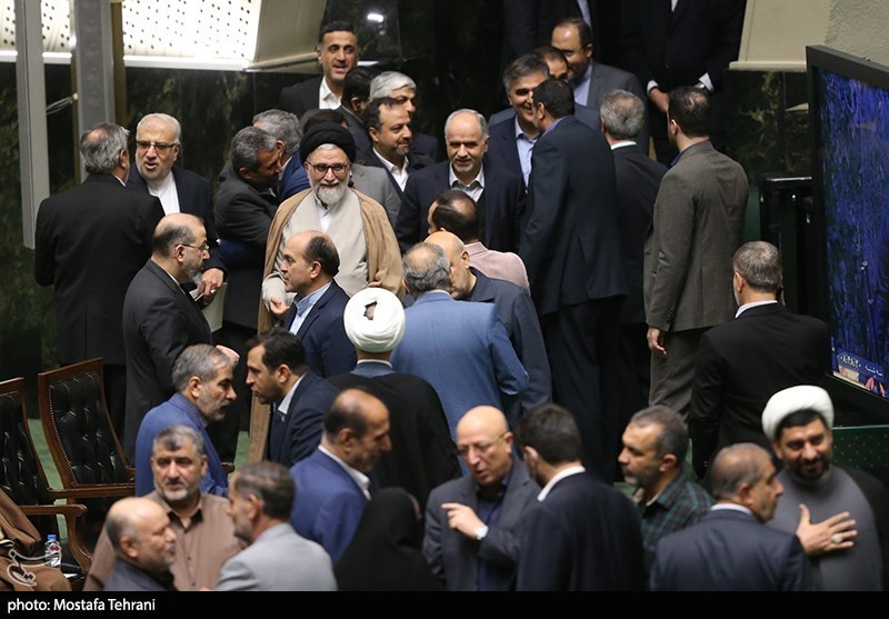 کیومرث هاشمی , کمیته ملی المپیک ایران , وزارت ورزش و جوانان , ورزش ,