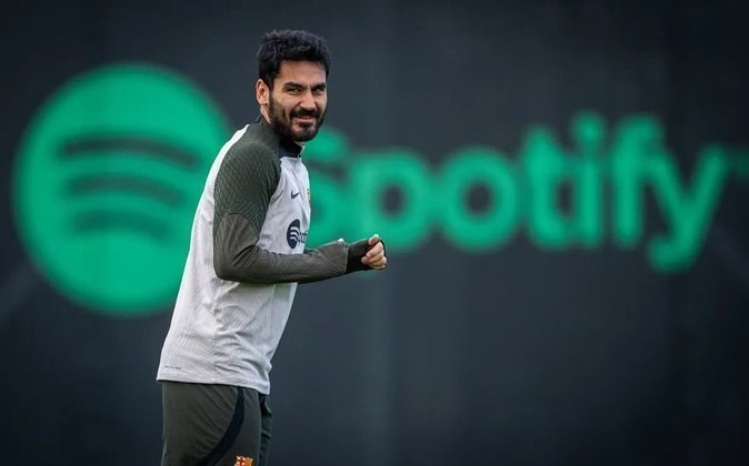 تیم فوتبال بارسلونا , ژاوی , پپ گواردیولا , تیم فوتبال دورتموند آلمان , 