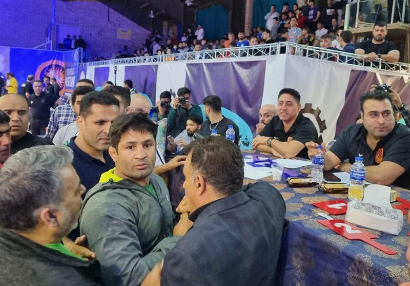 کشتی فرنگی , 