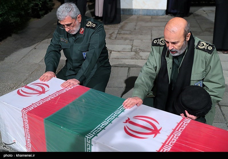 اقامه نماز رهبر انقلاب بر پیکر سردار شهید سید رضی موسوی