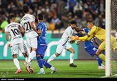 مذاکرات پیکان با دروازه‌بان و مهاجم سابق استقلال/ 4 بازیکن در لیست سیاه عنایتی