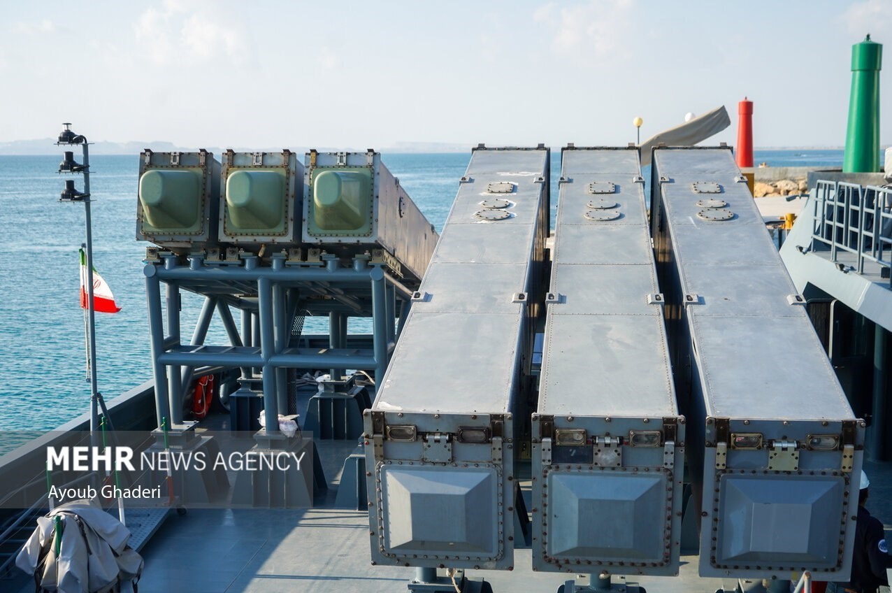 سپاه پاسداران | سپاه , نیروی دریایی | نداجا | نیروی دریایی  ارتش , نیروی دریایی | ندسا | نیروی دریایی سپاه , خلیج فارس , تنگه هرمز , 