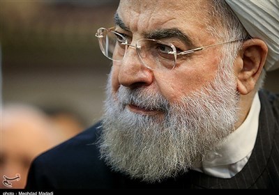 حسن روحانی چرا بعد از فرمان رهبر انقلاب به وحدت، دوقطبی‌سازی می‌کند؟
