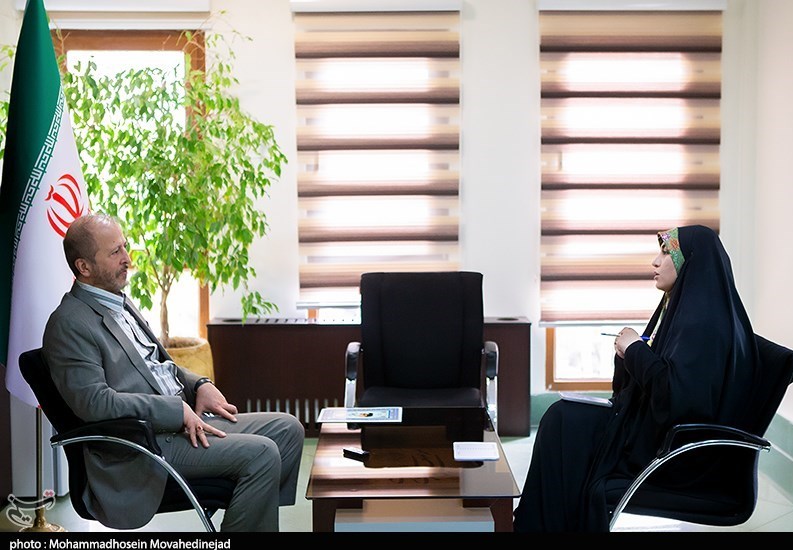 دانشگاه تربیت مدرس , فرهاد دانشجو , 