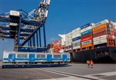 نقابة الشحن تنفی توقف حرکة السفن إلى الموانئ الإیرانیة