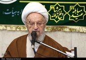 آیت‌الله مکارم شیرازی: به‌زودی شکست خفت بار جبهه کفر نمایان می‌شود
