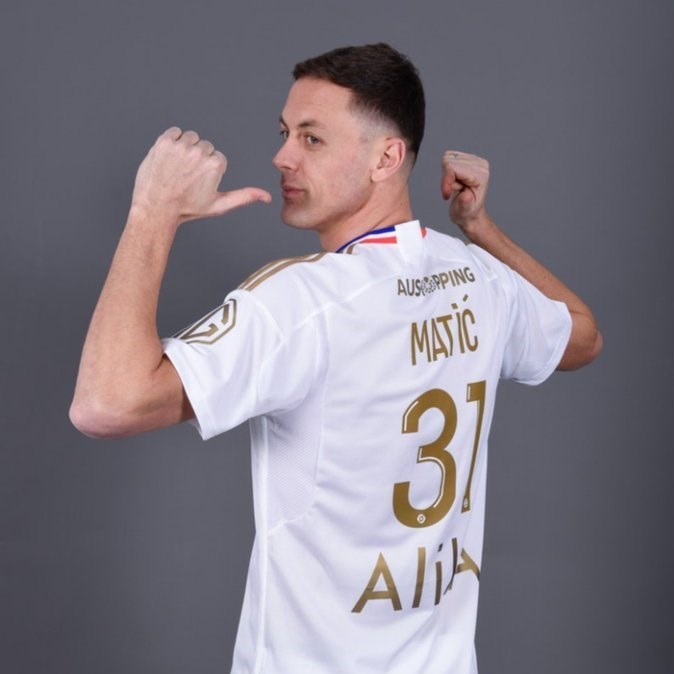 تیم فوتبال لیون فرانسه , تیم فوتبال رن فرانسه , تیم فوتبال چلسی انگلیس , تیم فوتبال منچستریونایتد انگلیس , 