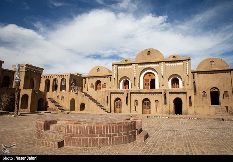 بازدید سینماگران خارجی جشنواره فجر از شهرک سینمایی غزالی